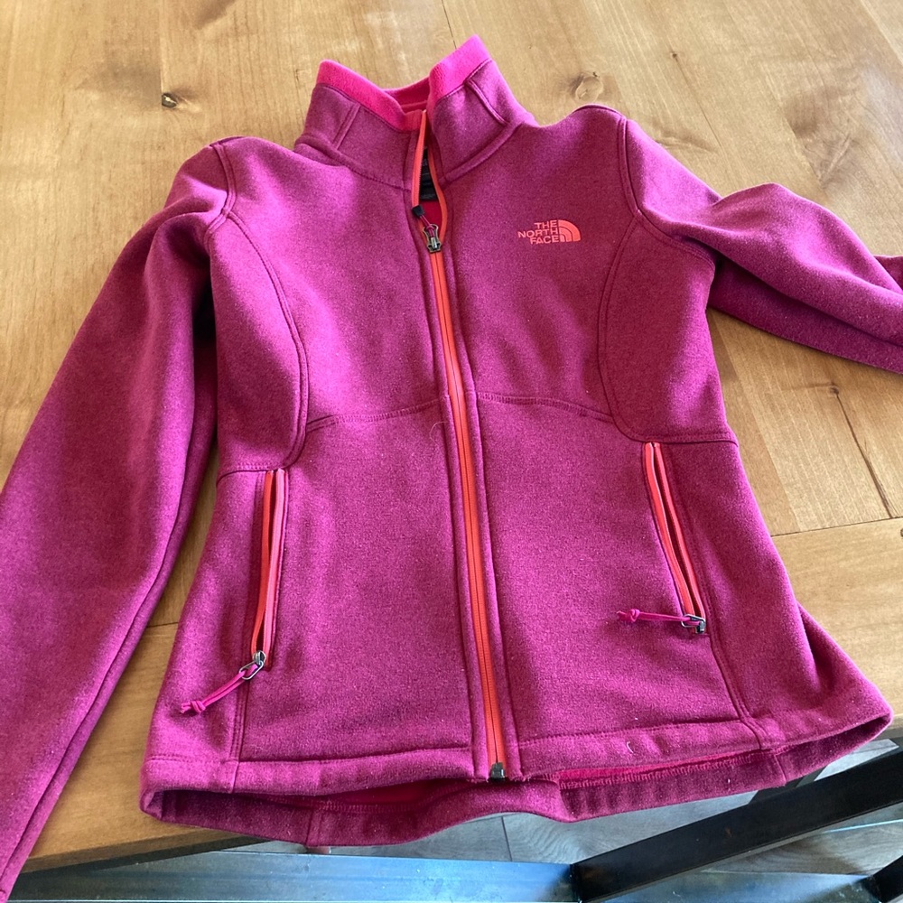 Northface Zipper Fleece - Picture 2 of 2